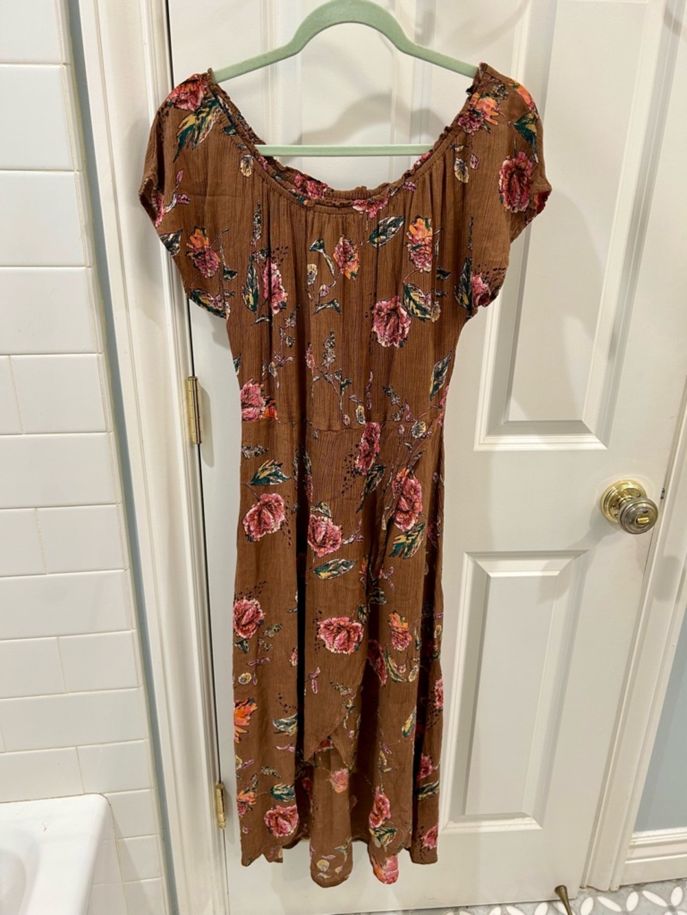 O'Neill Conners Off The Shoulder Midi Dress Crinkle Gauze Floral Boho Pink Brown - Picture 2 of 12